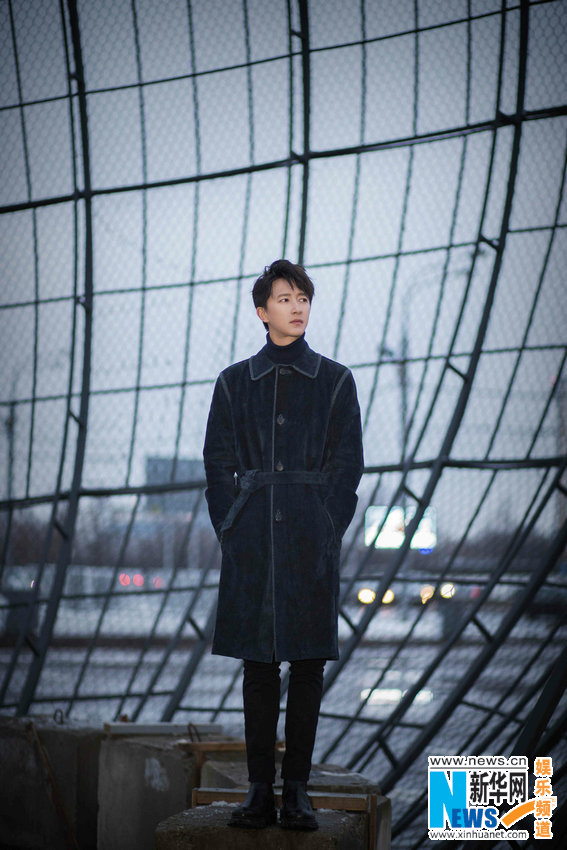 韩庚圣彼得堡写真大片 艺术感强宛若画报